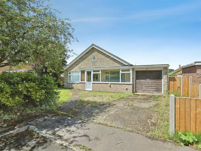 3 bedroom detached bungalow for sale
