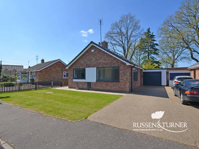 3 bedroom detached bungalow for sale