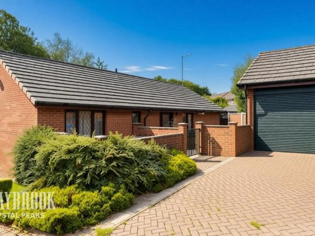 3 bedroom detached bungalow for sale