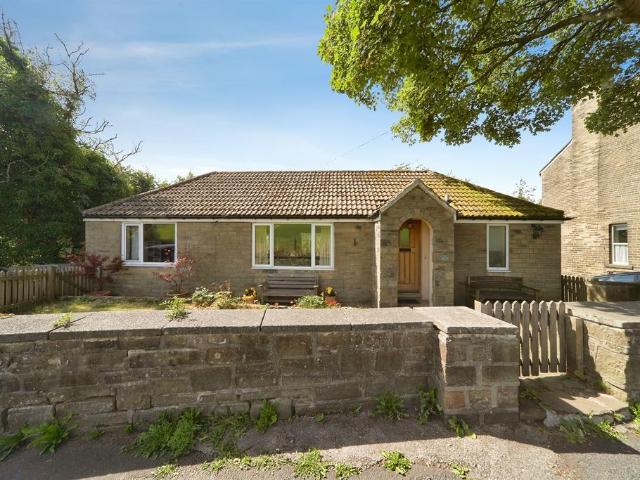 3 bedroom detached bungalow for sale