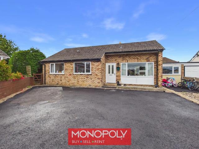 3 bedroom detached bungalow for sale