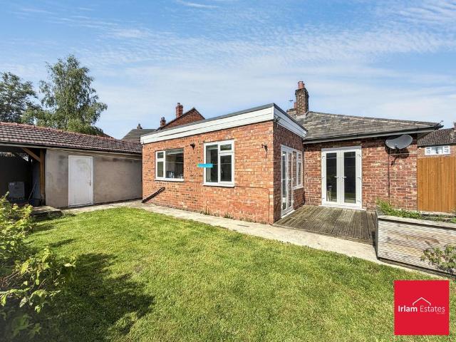 3 bedroom detached bungalow for sale