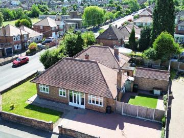 3 bedroom detached bungalow for sale