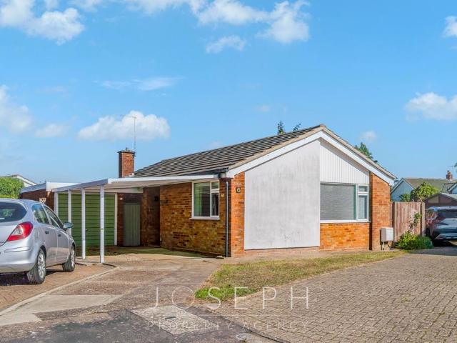 3 bedroom detached bungalow for sale