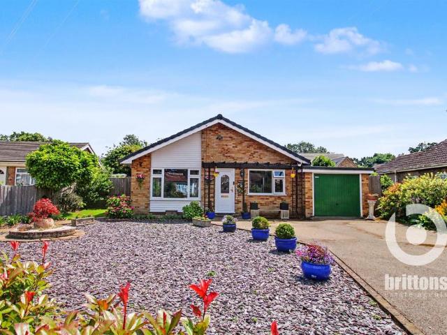 3 bedroom detached bungalow for sale