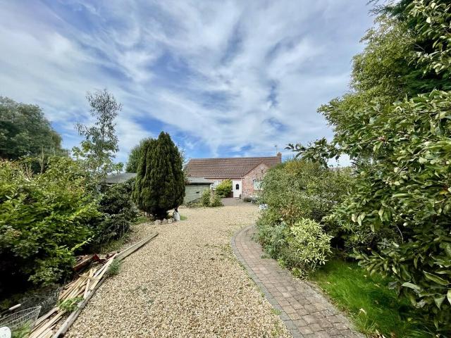 3 bedroom detached bungalow for sale