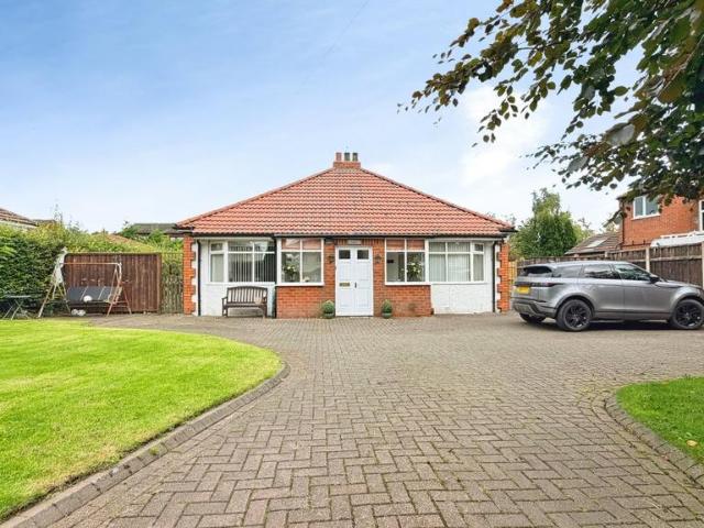 3 bedroom detached bungalow for sale