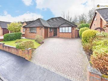 3 bedroom detached bungalow for sale