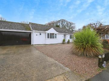 Fenland, East of England - Garden, Equipped kitchen