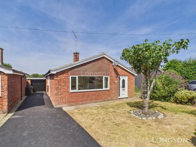 3 bedroom detached bungalow for sale