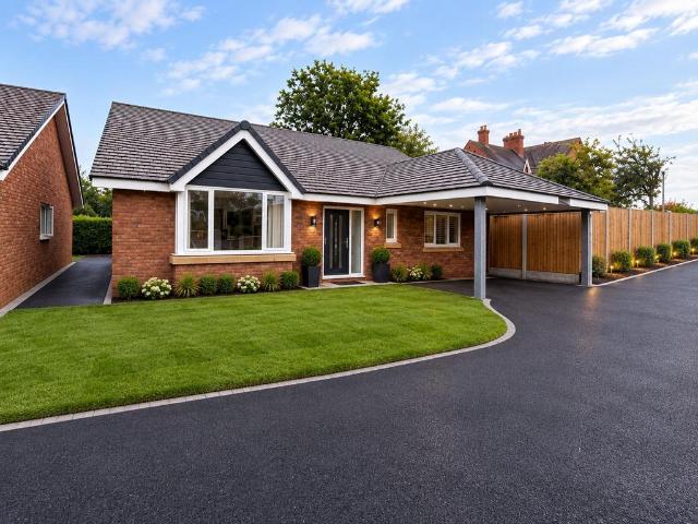 3 bedroom detached bungalow for sale