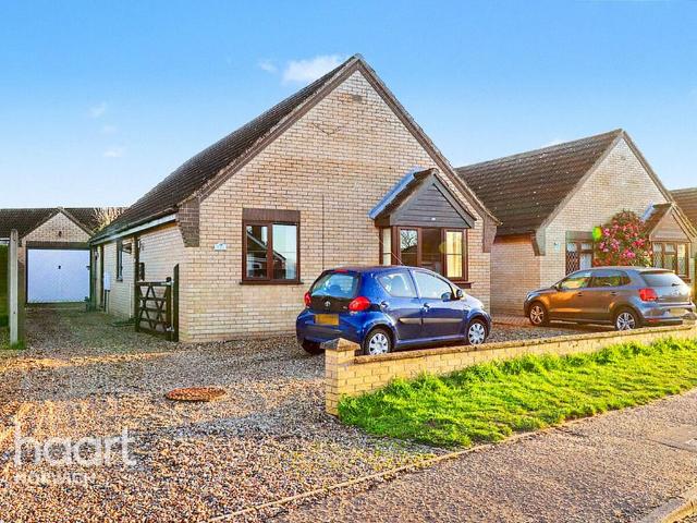 3 bedroom detached bungalow for sale
