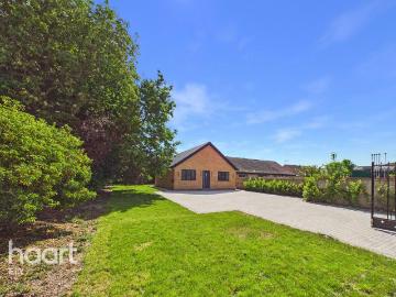 Bungalow for sale in High Street IP26 Thetford - Equipped kitchen