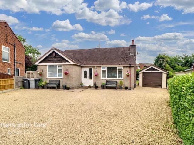 3 bedroom detached bungalow for sale