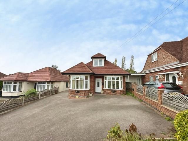 3 bedroom detached bungalow for sale