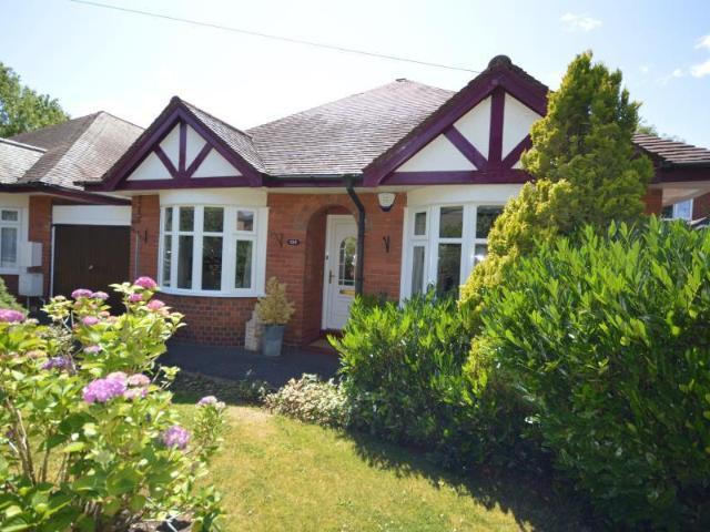 3 bedroom detached bungalow for sale