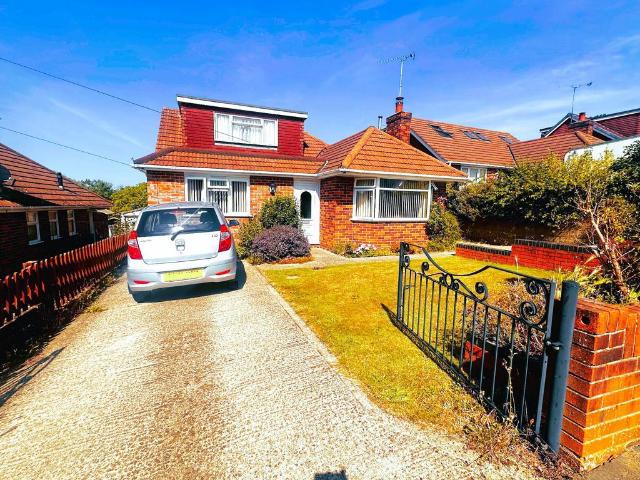 3 bedroom detached bungalow for sale
