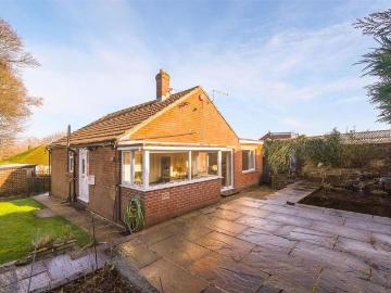 3 bedroom detached bungalow for sale