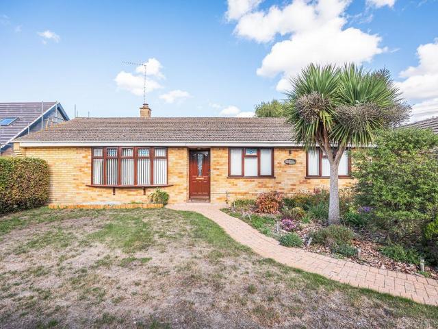 3 bedroom detached bungalow for sale