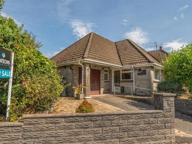 3 bedroom detached bungalow for sale