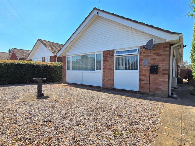 3 bedroom detached bungalow for sale