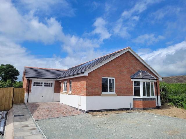 3 bedroom detached bungalow for sale