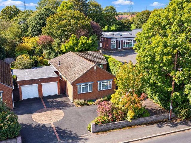 3 bedroom detached bungalow for sale