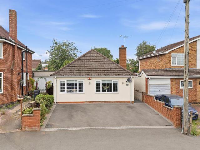 3 bedroom detached bungalow for sale