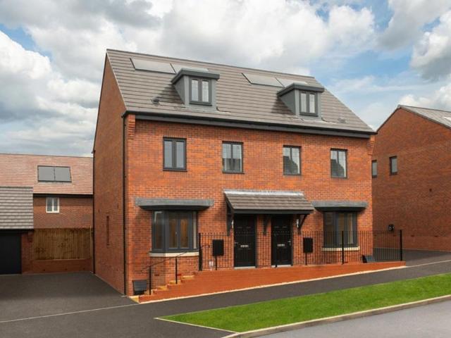 3 bedroom semi detached house for sale