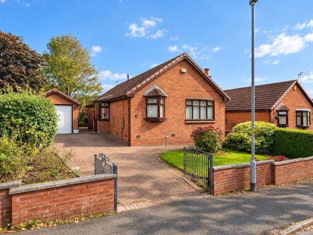 3 bedroom detached bungalow for sale