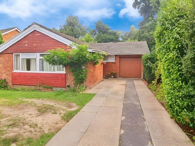 3 bedroom detached bungalow for sale