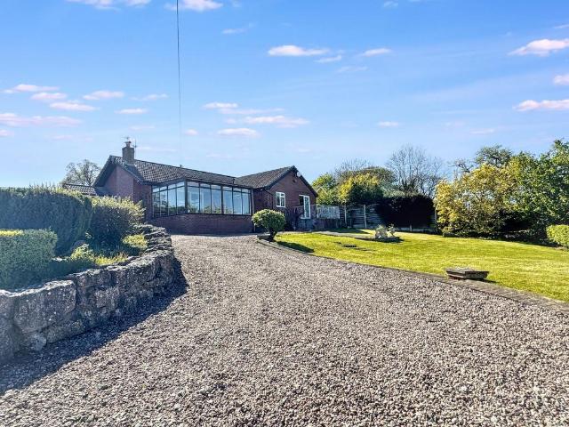 3 bedroom detached bungalow for sale