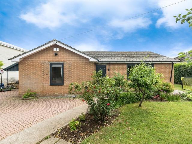 3 bedroom detached bungalow for sale