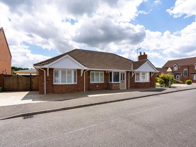 3 bedroom detached bungalow for sale