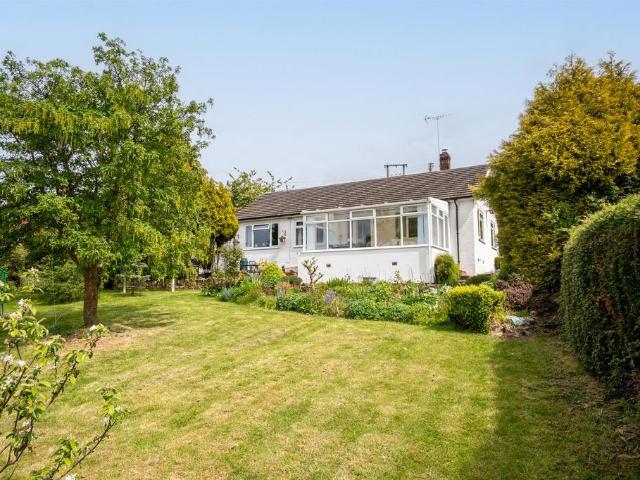 3 bedroom detached bungalow for sale