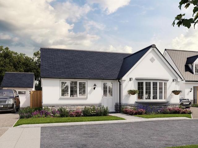 3 bedroom detached bungalow for sale