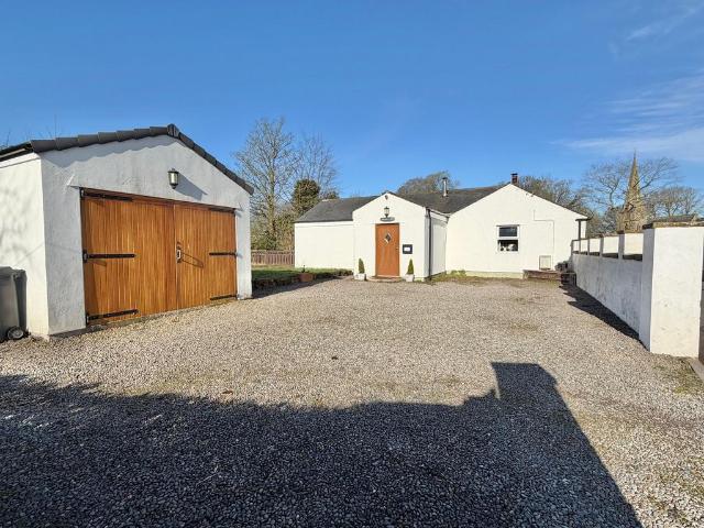 3 bedroom detached bungalow for sale