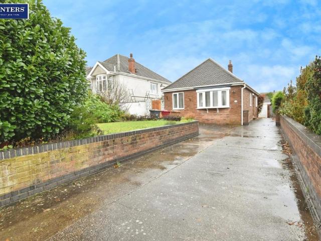 3 bedroom detached bungalow for sale