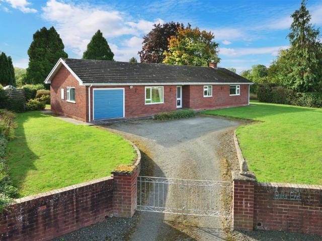 3 bedroom detached bungalow for sale