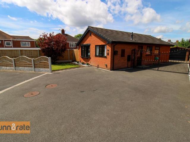 3 bedroom detached bungalow for sale