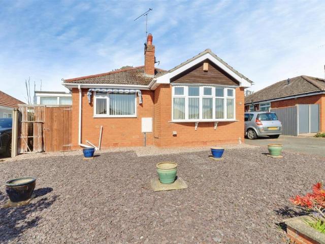 3 bedroom detached bungalow for sale
