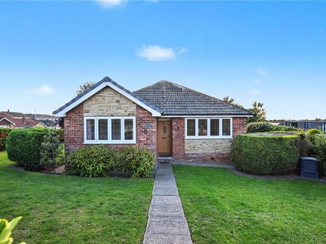 3 bedroom detached bungalow for sale