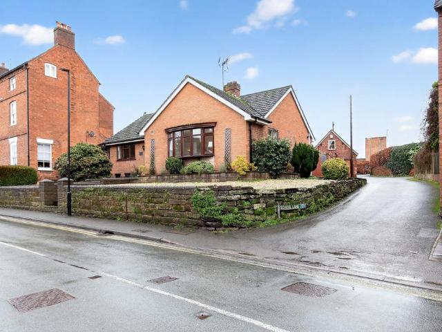 3 bedroom detached bungalow for sale