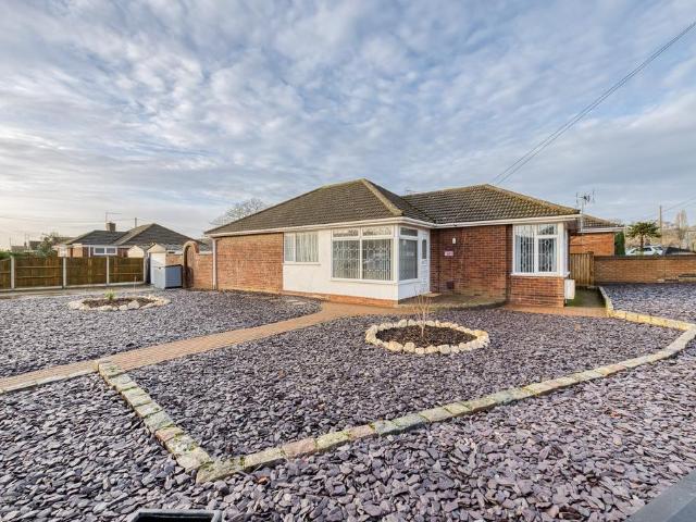 3 bedroom detached bungalow for sale