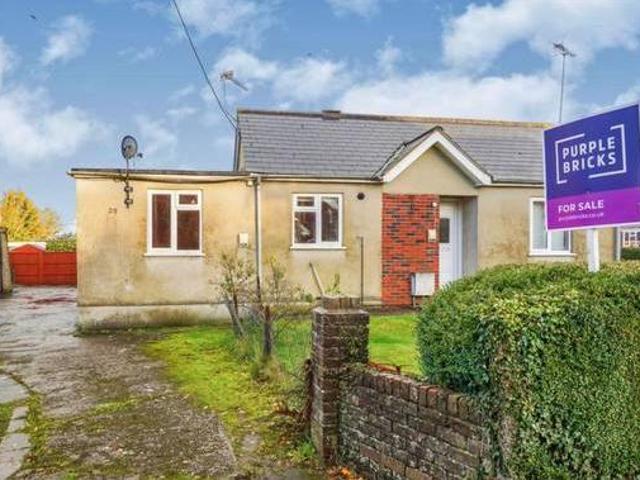 3 bedroom detached bungalow for sale in Astor Crescent Ludgershall Andover SP11 SP11