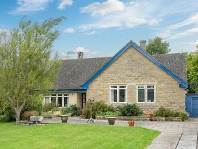 3 Bedroom Detached Bungalow For Sale In Bath