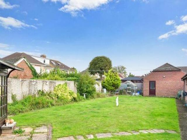 3 Bedroom Detached Bungalow For Sale In Havant