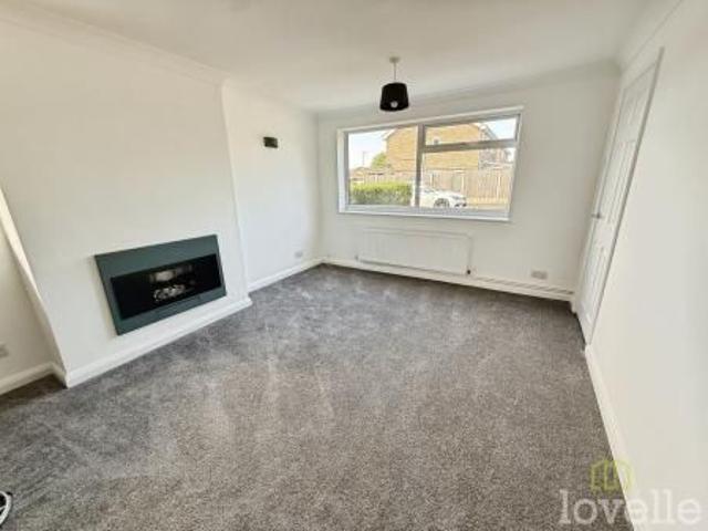 3 bedroom Detached bungalow To Let