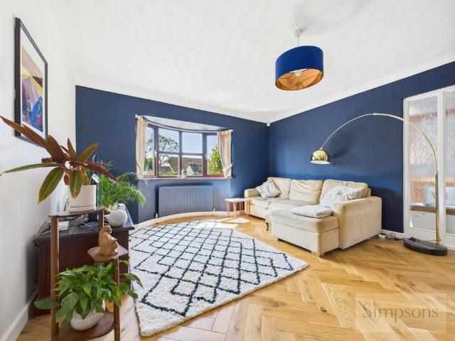 3 bedroom detached bungalow to rent