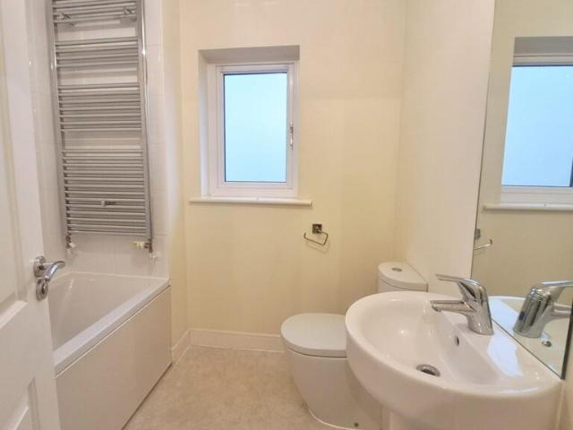 3 bedroom detached house to rent
